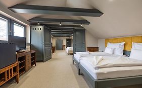Barka Galeria Hotel Es Etterem